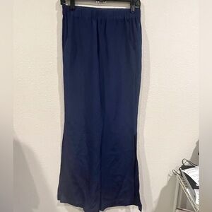 Fiorla blue pull on pants side slits boot cut size small